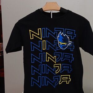 Ninja Logo size 8 black color
